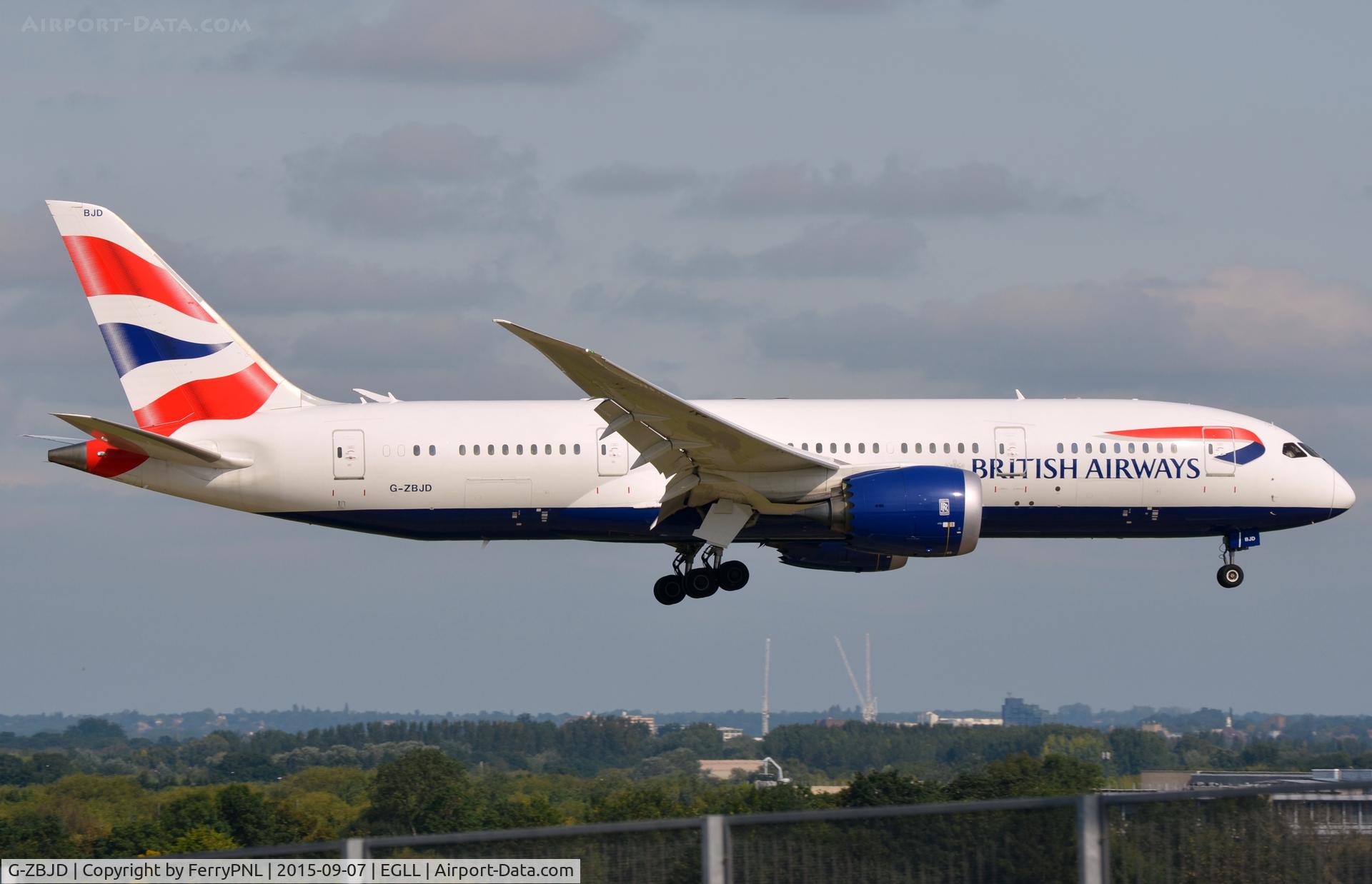 G-ZBJD, 2013 Boeing 787-8 Dreamliner C/N 38619, BA 788 on short finals LHR.