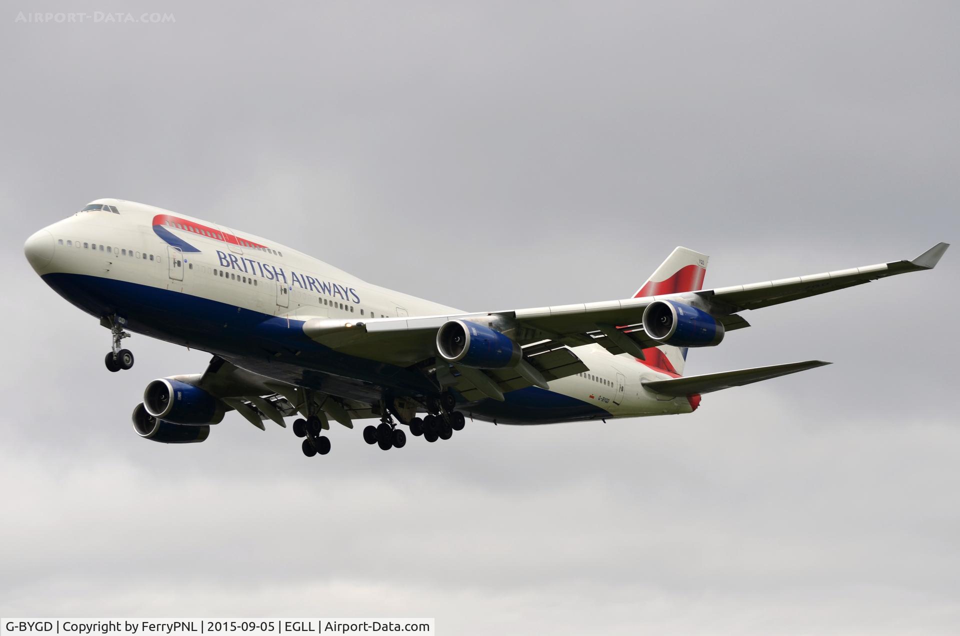 G-BYGD, 1999 Boeing 747-436 C/N 28857, BA B744 over Hatton Cross.