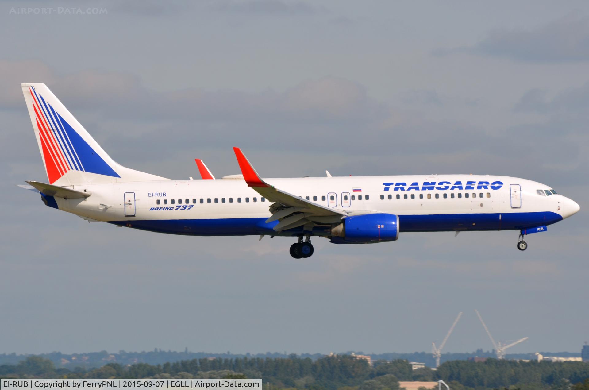 EI-RUB, 2007 Boeing 737-85P C/N 33982, Transaero B738 arriving, probably last time I saw a Transaero plane operational.