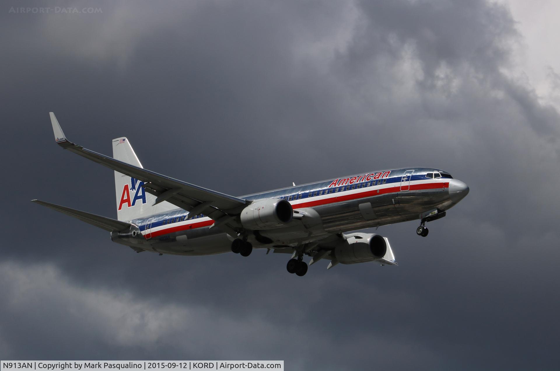 N913AN, 1999 Boeing 737-823 C/N 29514, Boeing 737-800