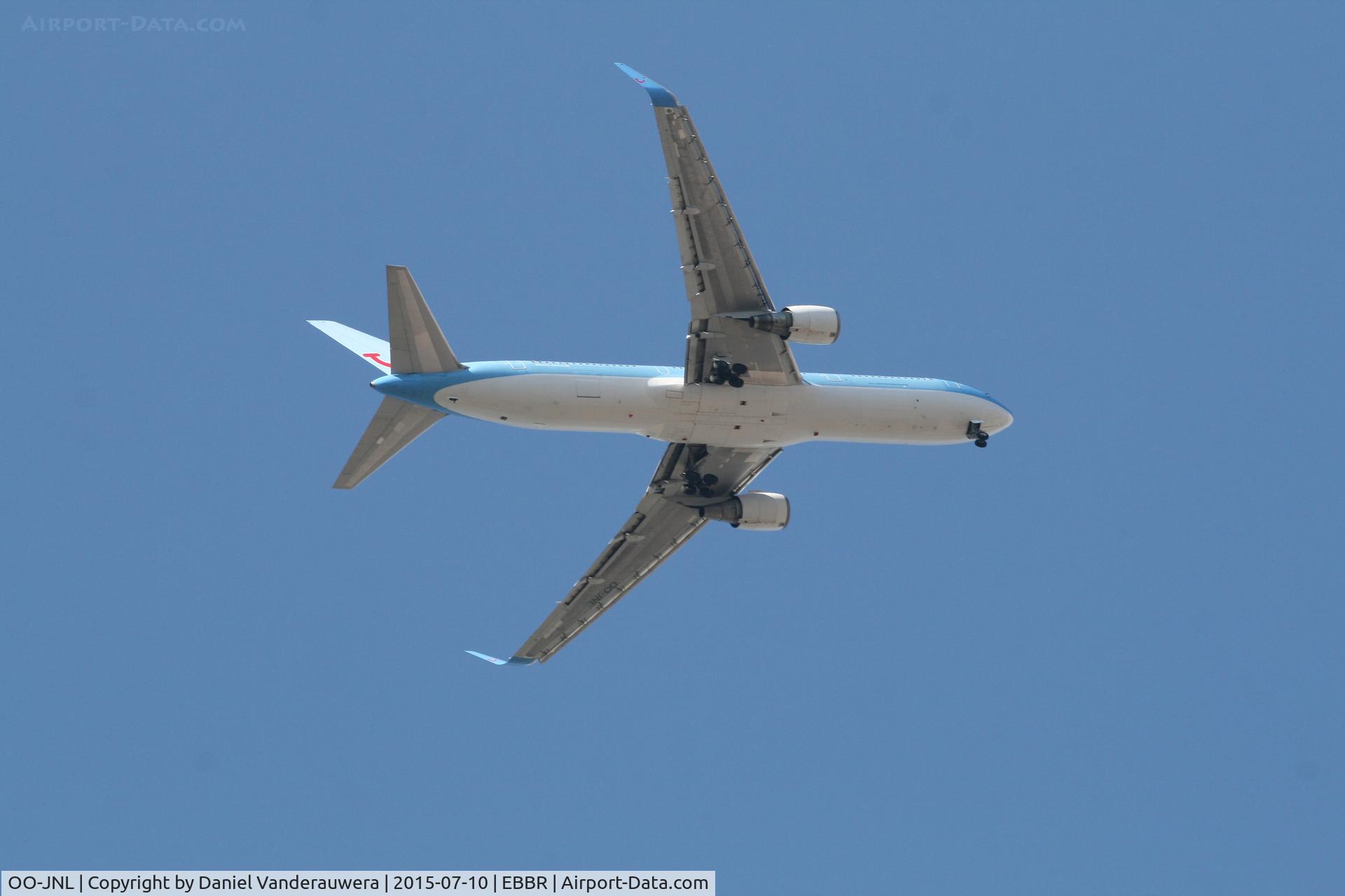 OO-JNL, 2000 Boeing 767-304 C/N 29384, Flight JAF5052 on approach to RWY 07