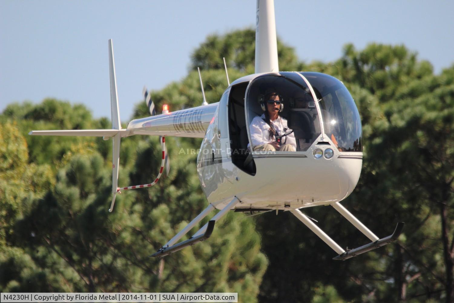N4230H, 2013 Robinson R44 C/N 2323, Robinson R44
