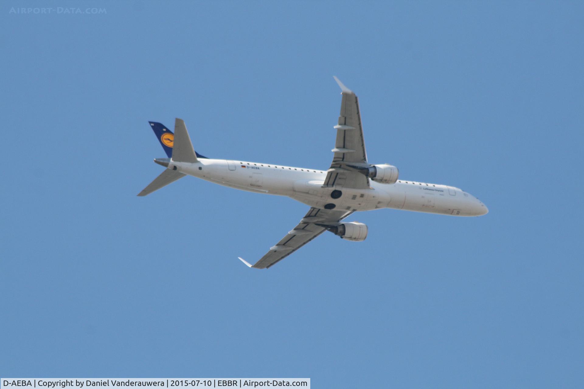 D-AEBA, 2009 Embraer 195LR (ERJ-190-200LR) C/N 19000314, Flight LH1016 on approach to RWY 07R