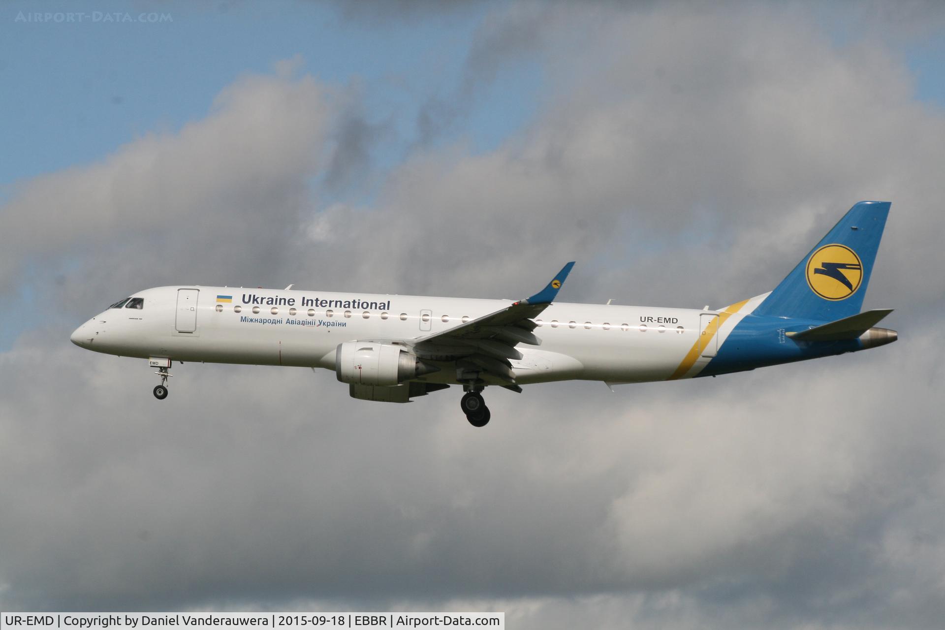 UR-EMD, 2013 Embraer 190STD (ERJ-190-100) C/N 19000602, Flight PS145 is descending to RWY25L