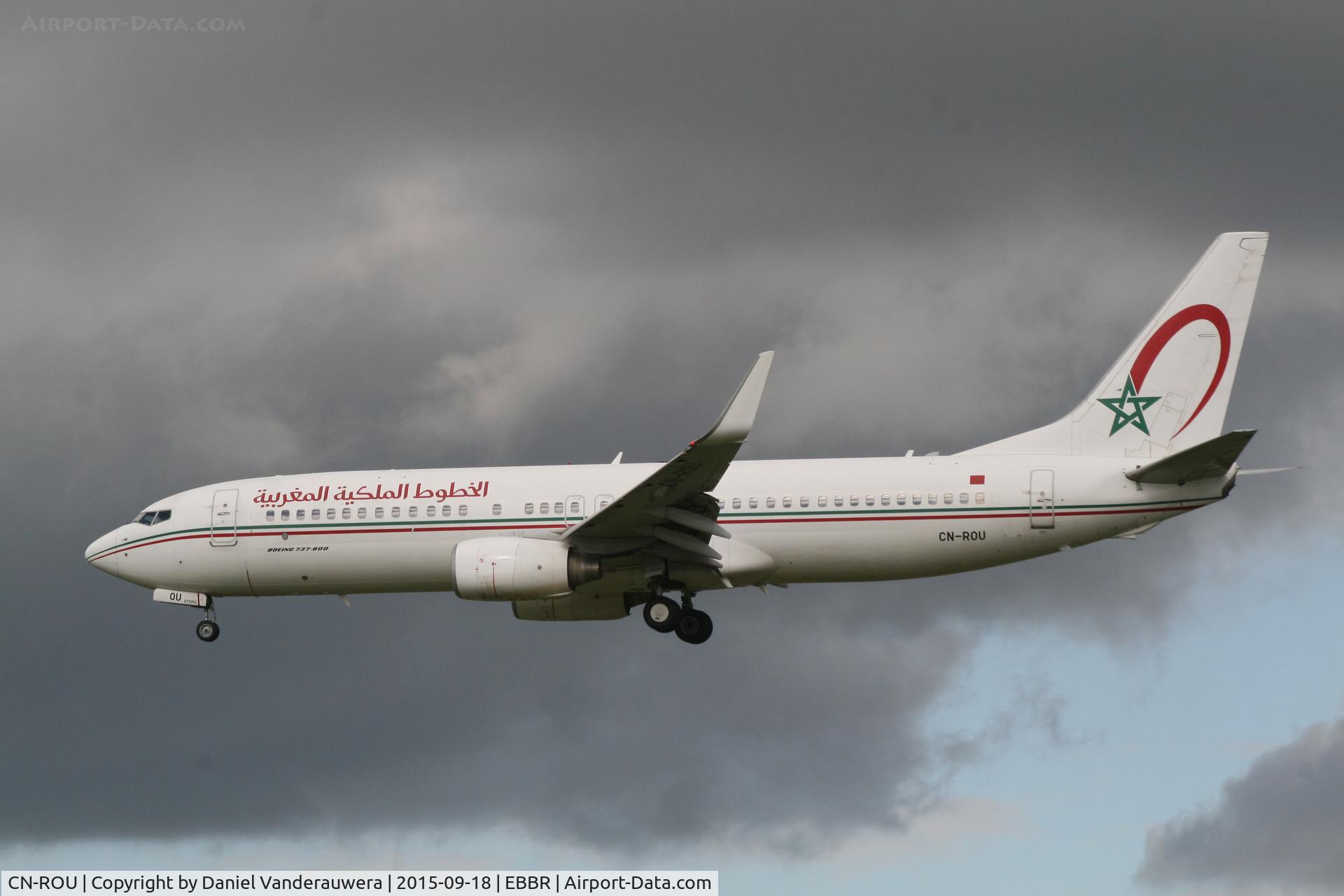 CN-ROU, 2009 Boeing 737-8B6 C/N 33069, Flight AT838 is descending to RWY25L
