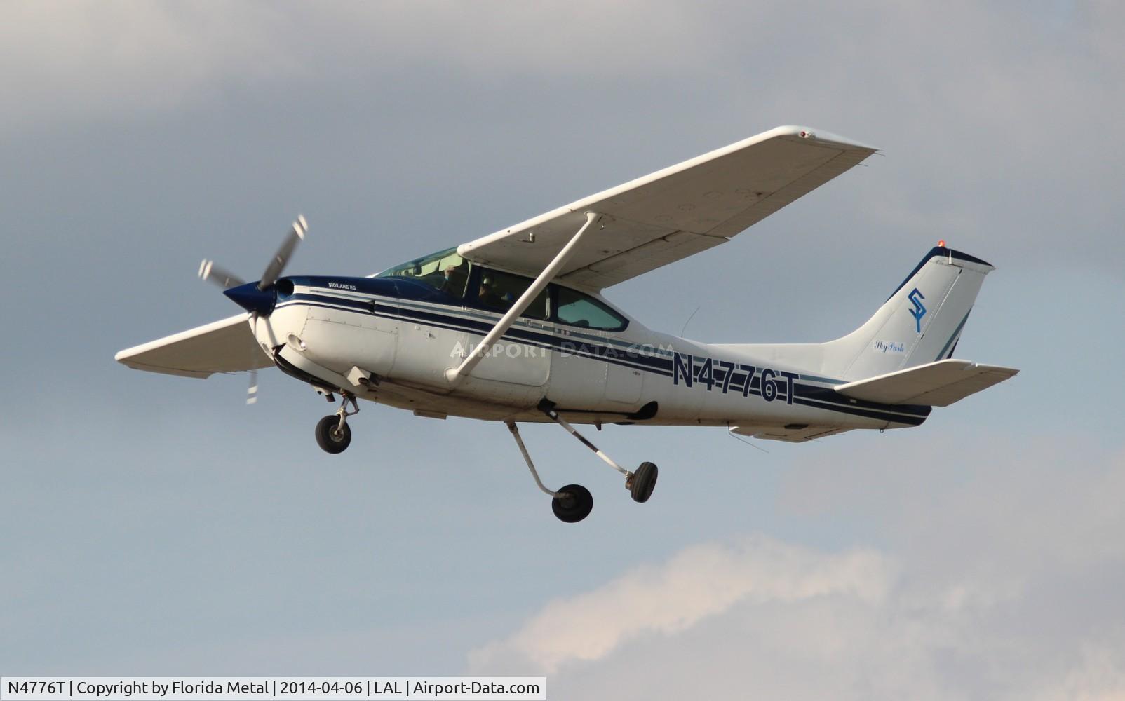N4776T, 1981 Cessna R182 Skylane RG C/N R18201762, Cessna R182