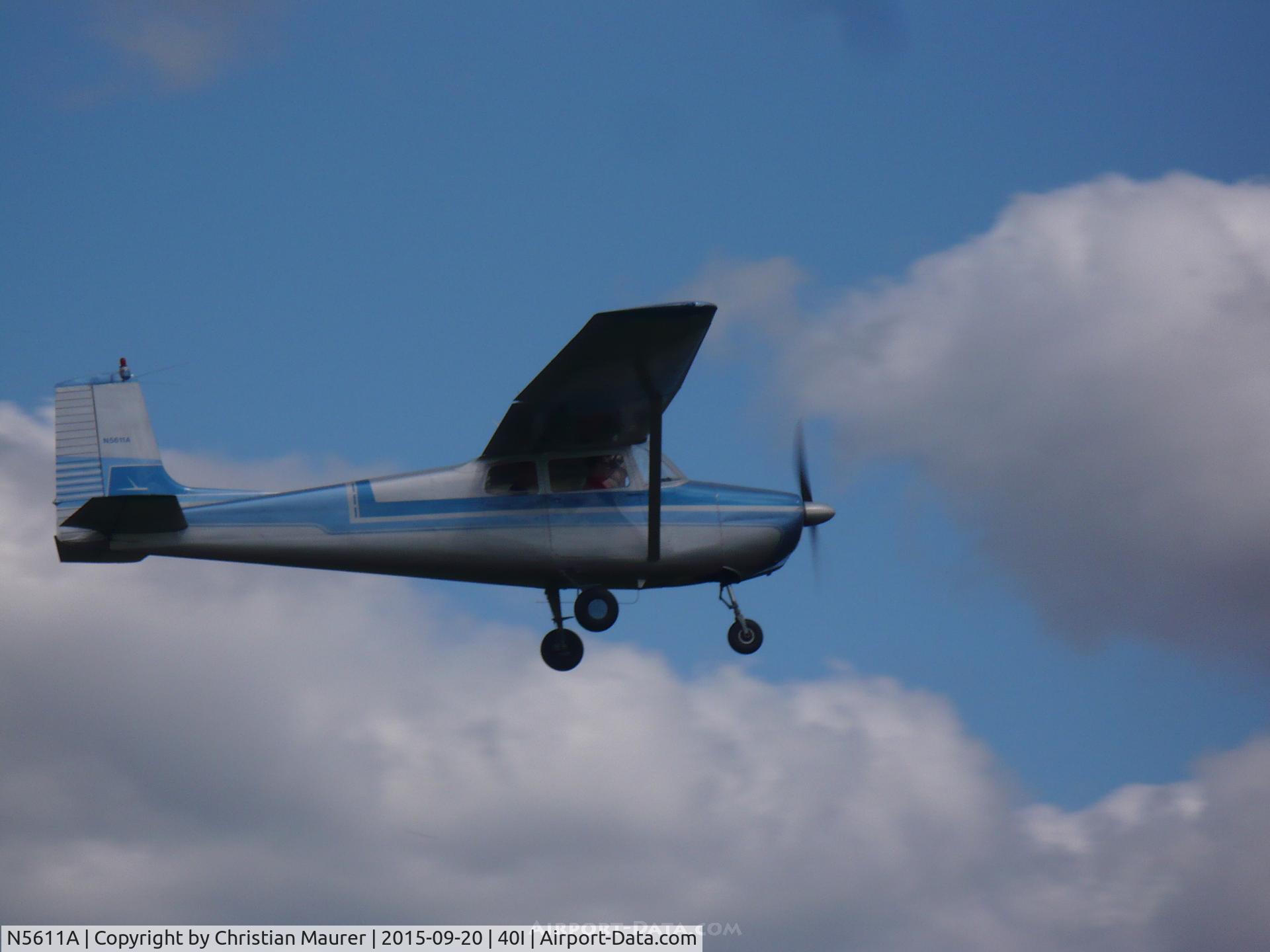 N5611A, 1956 Cessna 172 C/N 28211, Cessna 172 Departing