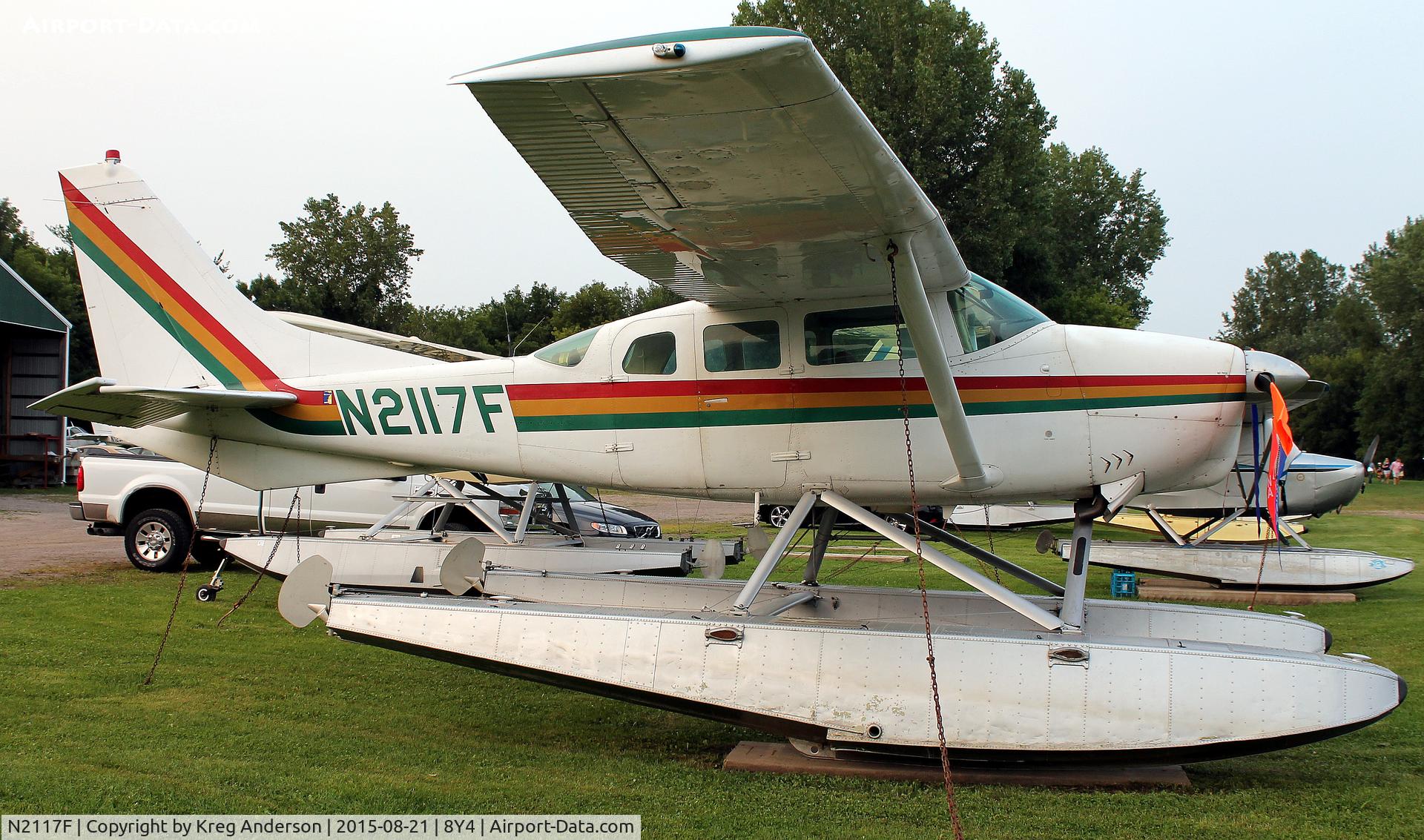 N2117F, 1964 Cessna U206 Super Skywagon C/N U206-0317, Hog Roast for AOPA Minneapolis Fly-in at Surfside Seaplane Base