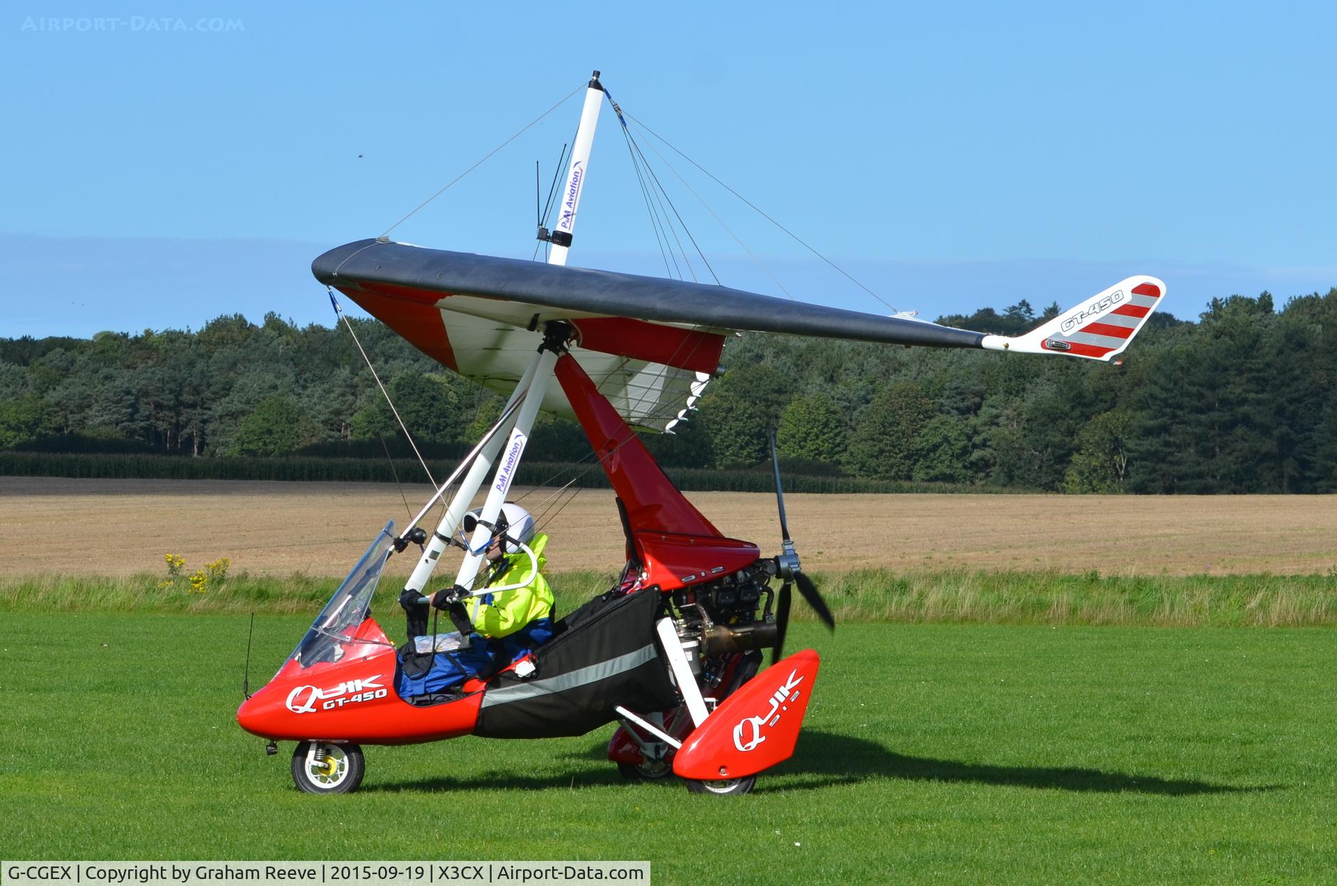 G-CGEX, 2009 P&M Aviation Quik GT450 C/N 8491, Just landed at Northrepps.
