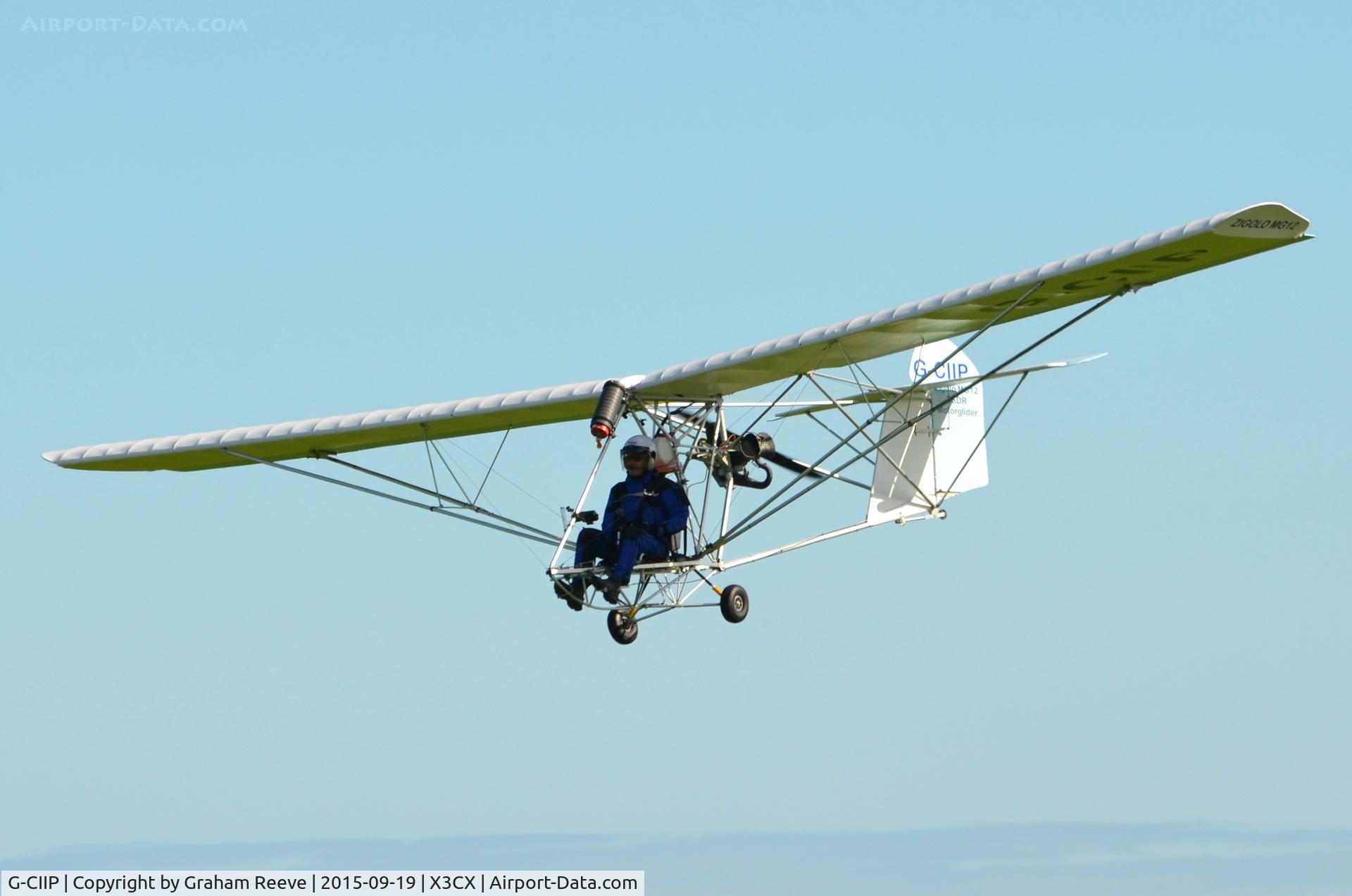G-CIIP, 2014 Aviad Zigolo MG12 C/N 006, Landing at Northrepps.