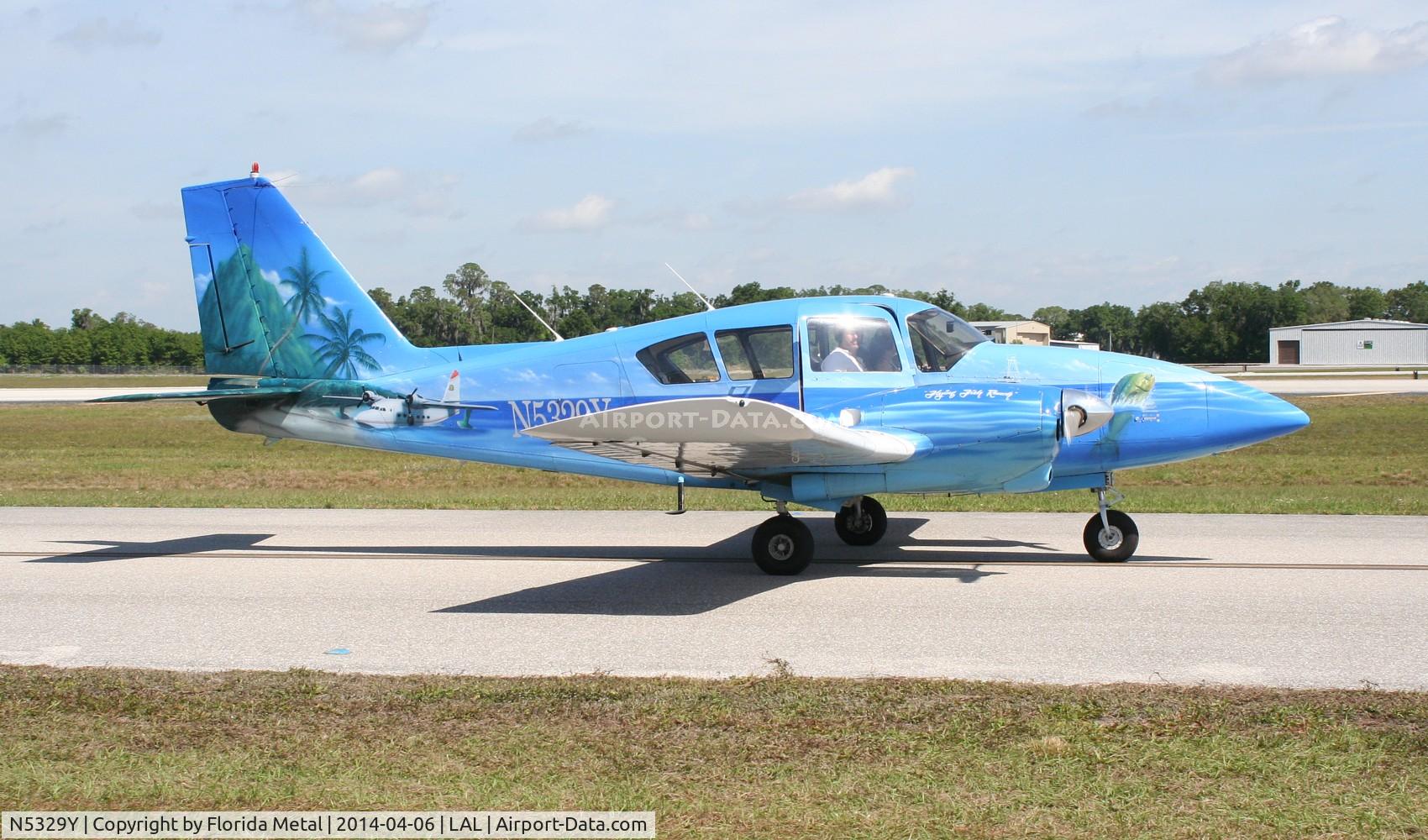 N5329Y, 1963 Piper PA-23-250 Aztec C/N 27-2406, PA-23-250