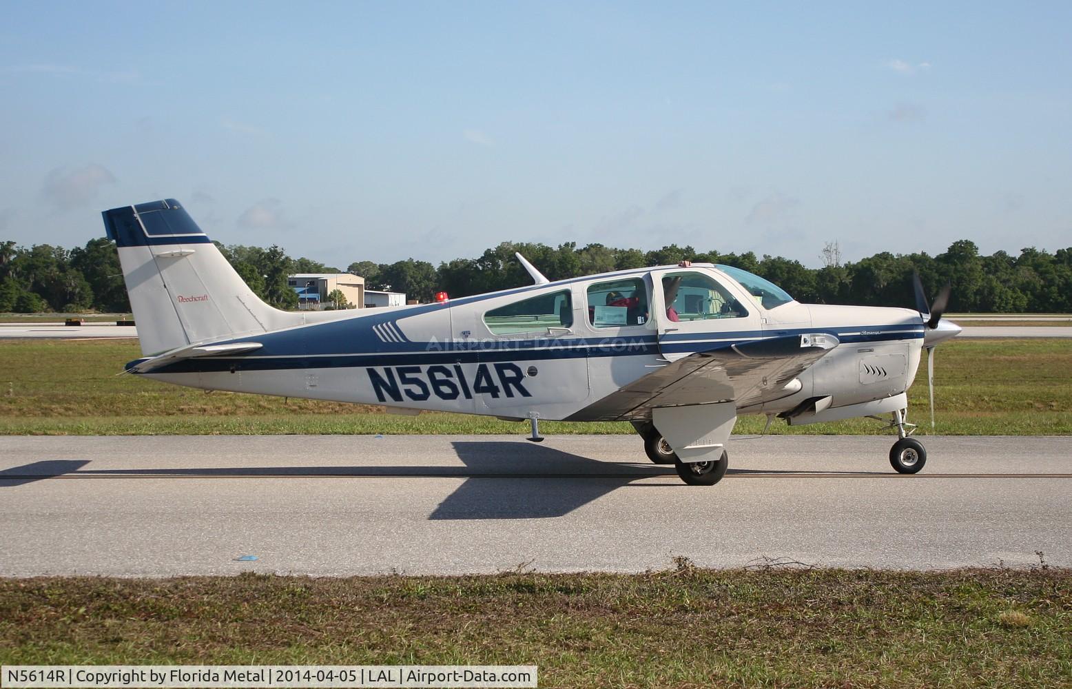 N5614R, Beech F33A Bonanza C/N CE-1414, Beech F33A
