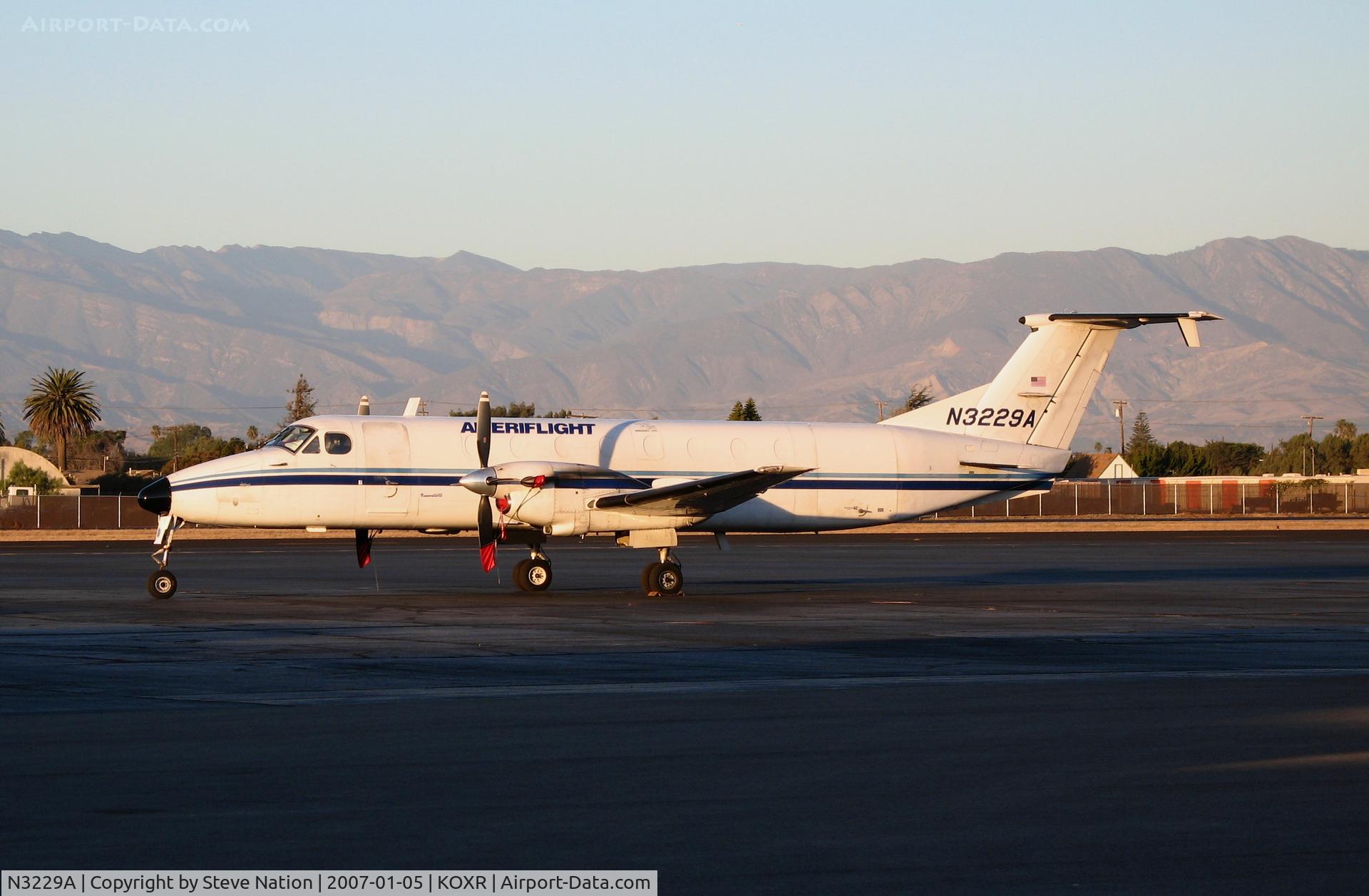 N3229A, 1986 Beech 1900C C/N UB-51, Ameriflight 1986 Beech 1900C on 