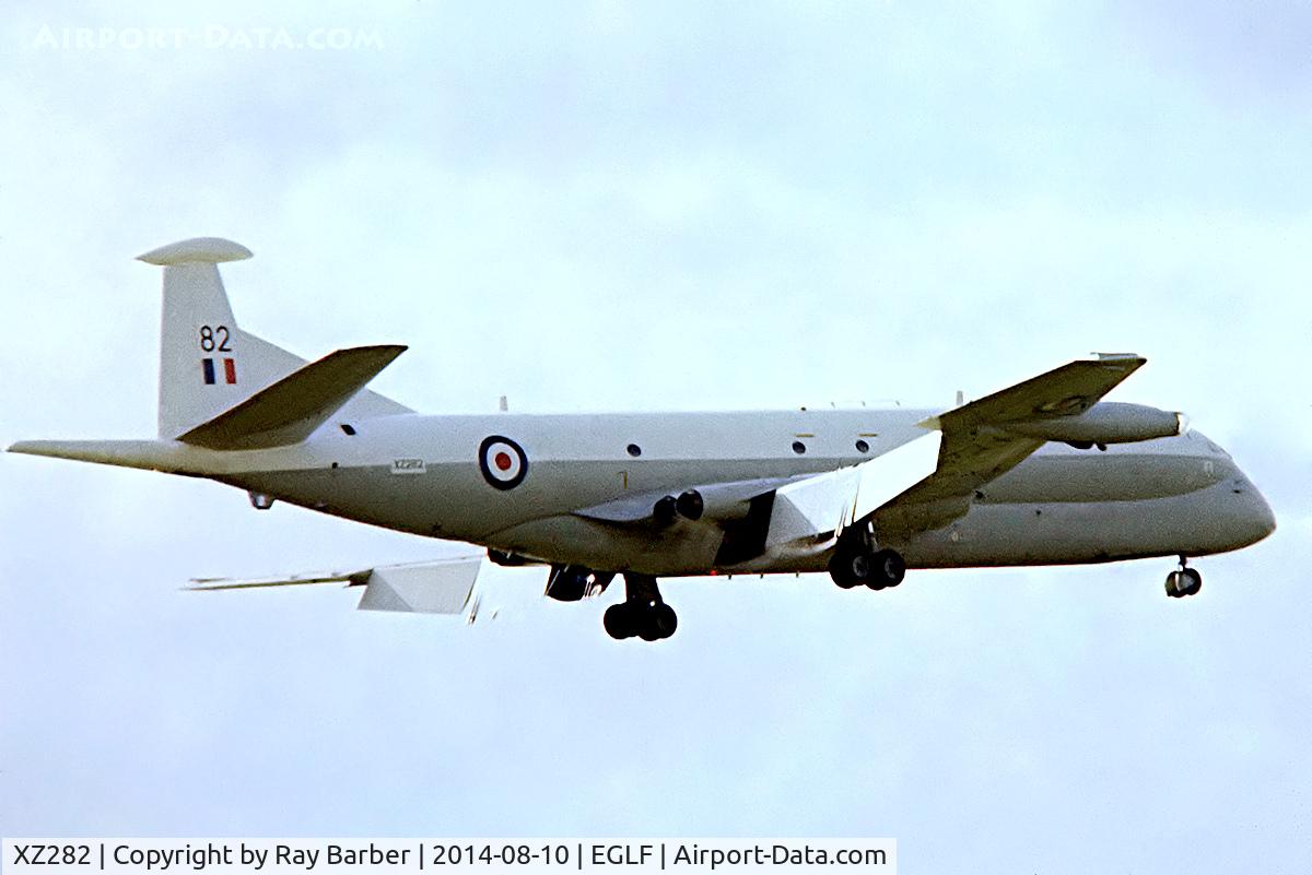 XZ282, Hawker Siddeley Nimrod MR.1 C/N 8044, Hawker-Siddeley Nimrod MR.1 [8044] (Royal Air Force) Farnborough~G 10/09/1976. From a slide.