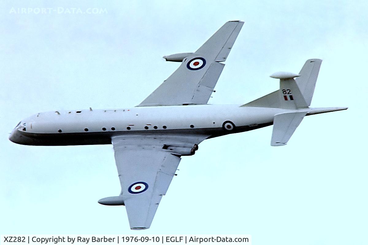 XZ282, Hawker Siddeley Nimrod MR.1 C/N 8044, Hawker-Siddeley Nimrod MR.1 [8044] (Royal Air Force) Farnborough~G 10/09/1976. From a slide.