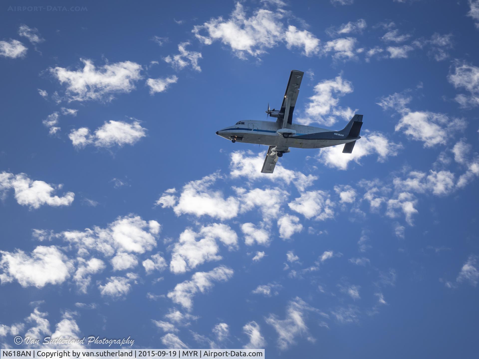 N618AN, 1986 Short SD3-60-200 C/N SH3691, On approach to Myrtle Beach, South Carolina.