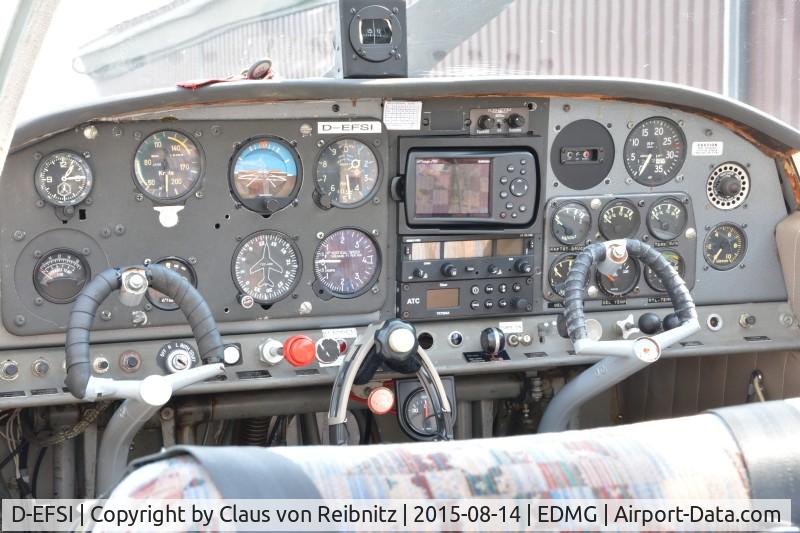 D-EFSI, 1961 Bolkow Bo-207 C/N 213, The cokpit needs some work
