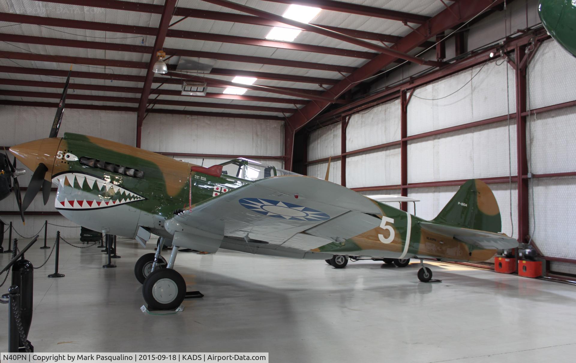 N40PN, 1944 Curtiss P-40N Warhawk C/N 33109, Curtiss P-40N