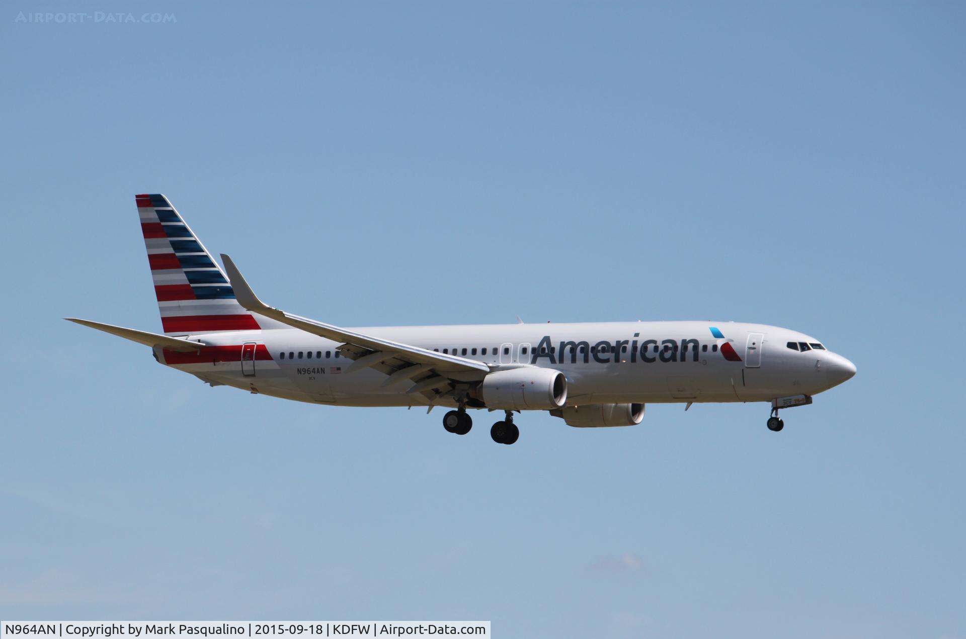 N964AN, 2001 Boeing 737-823 C/N 30093, Boeing 737-800