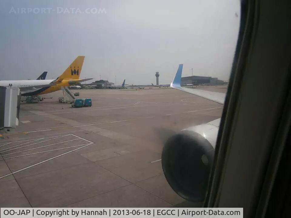 OO-JAP, 2001 Boeing 767-38E/ER C/N 30840, Before take off