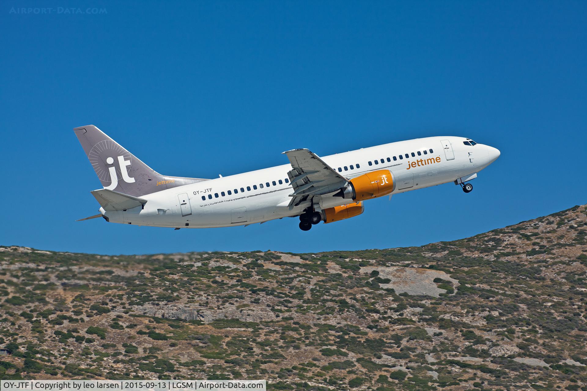 OY-JTF, 1988 Boeing 737-382QC C/N 24364, Samos Greece 13.9.15