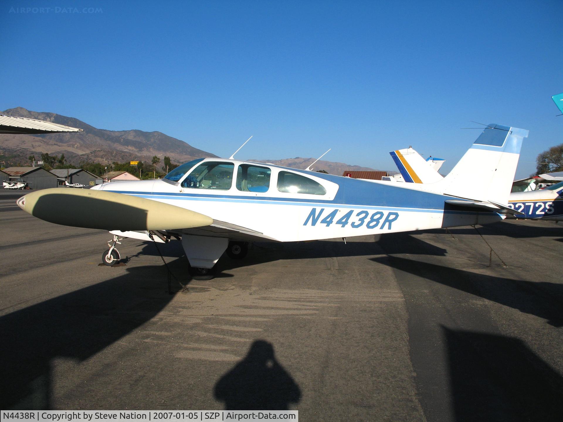 N4438R, 1963 Beech 35-B33 Debonair C/N CD-638, 1963 Beech 35-B33 with tip tanks @ Santa Paula Airport, CA