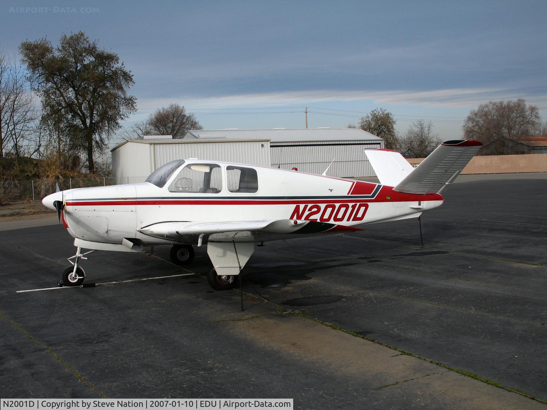 N2001D, 1952 Beech C35 Bonanza C/N D-3351, 1952 Beech C35 visiting from Montana @ University Airport, Davis, CA