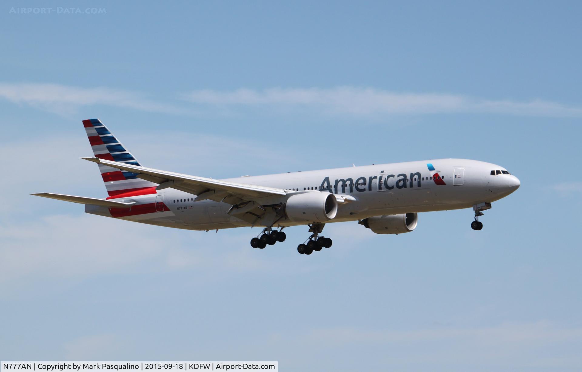 N777AN, 1999 Boeing 777-223 C/N 29585, Boeing 777-200