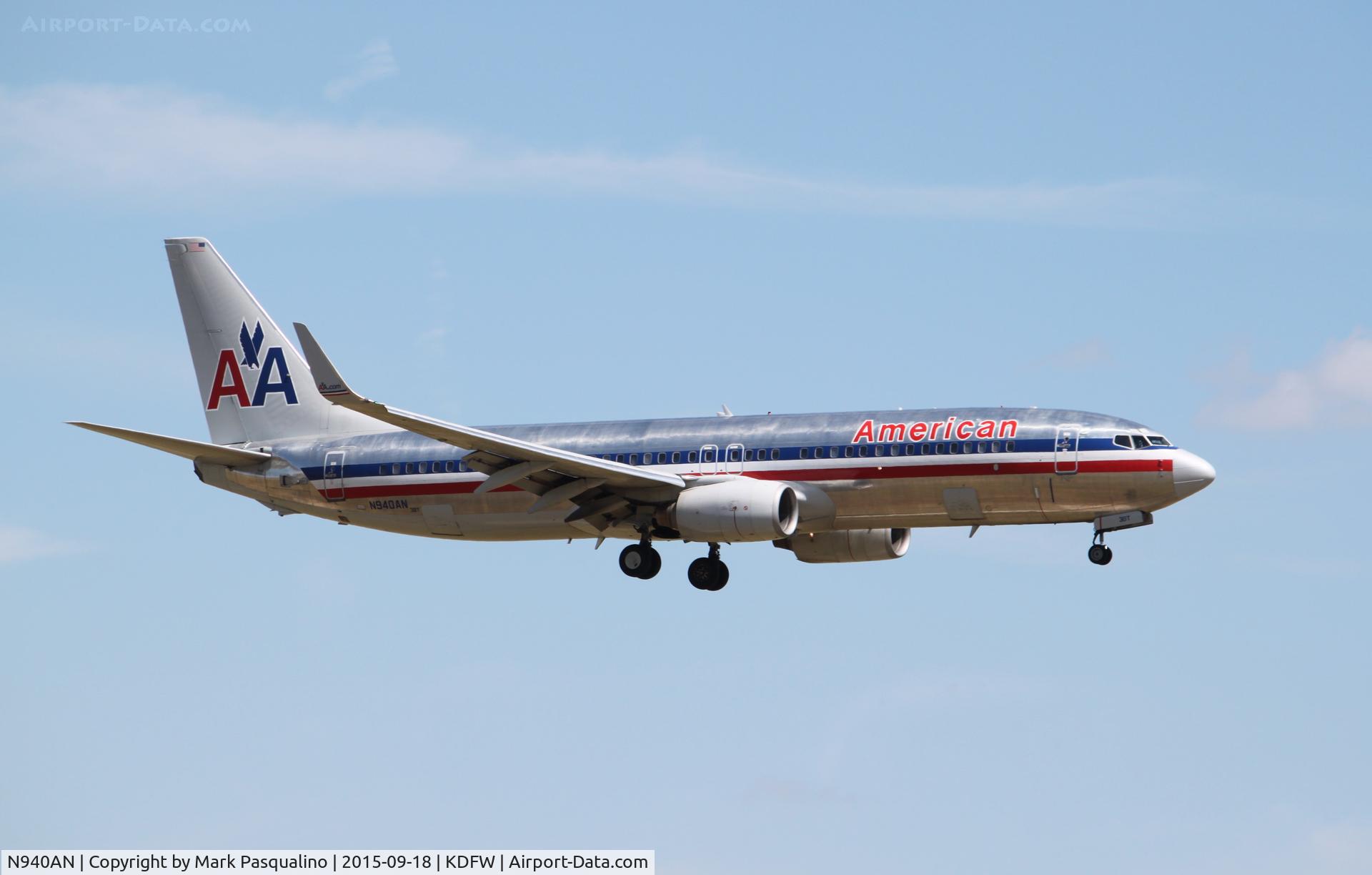 N940AN, 2000 Boeing 737-823 C/N 30598, Boeing 737-800
