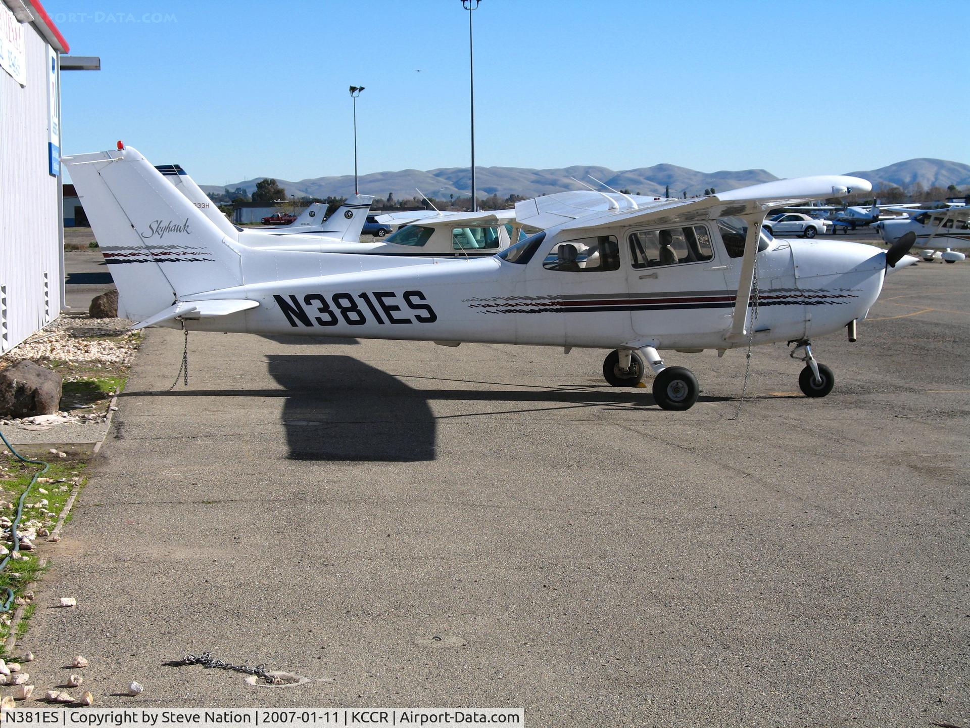 N381ES, 1997 Cessna 172R C/N 17280081, 1997 Cessna 172R @ Buchanan Field, Concord, CA