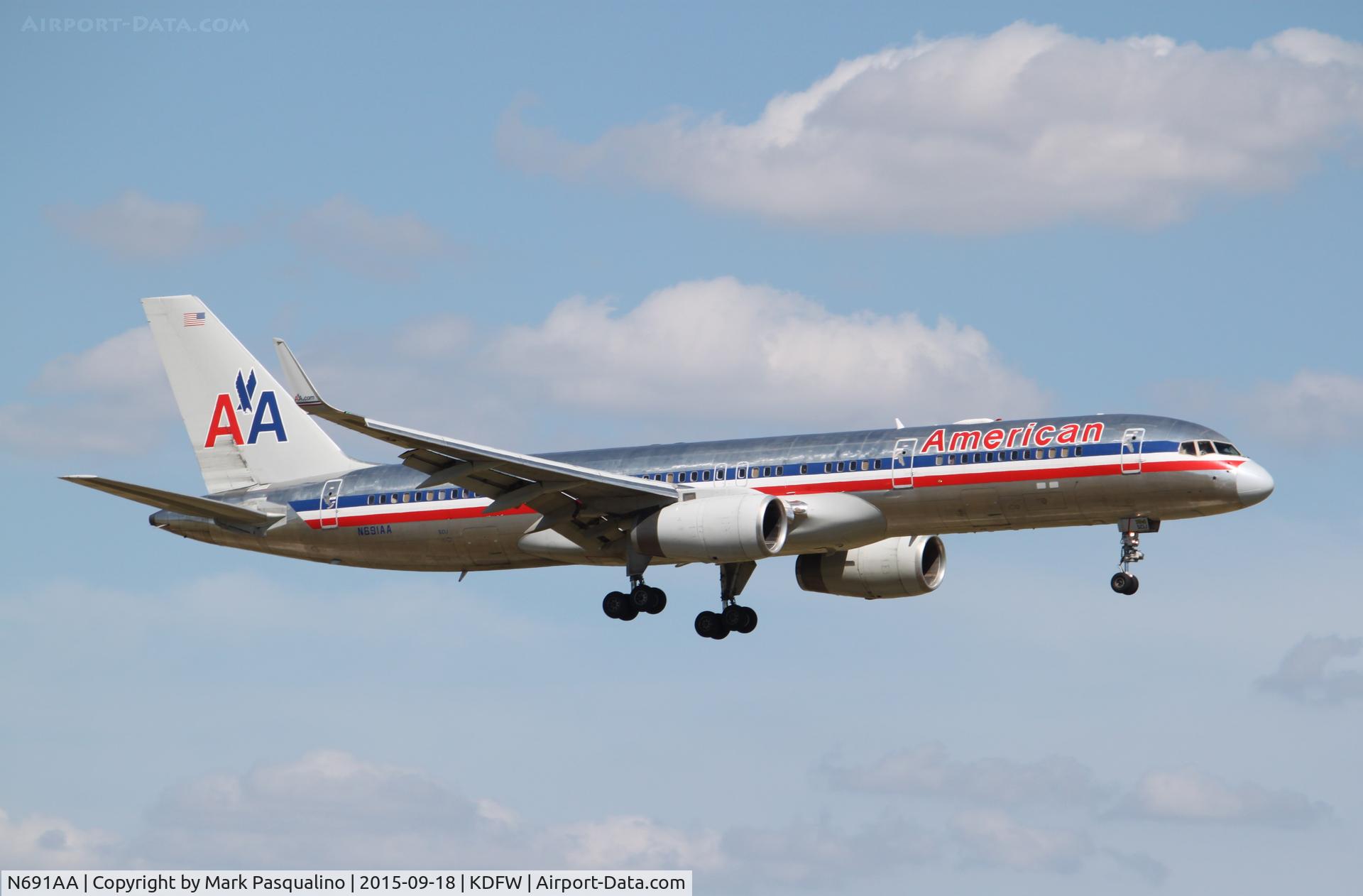 N691AA, 1993 Boeing 757-223 C/N 25697, Boeing 757-200