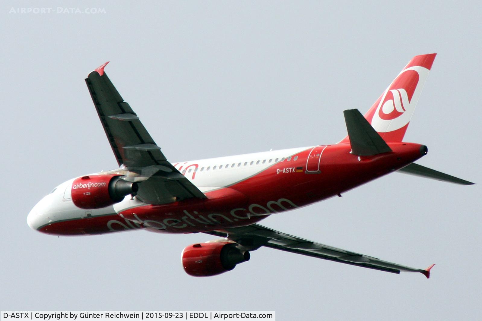 D-ASTX, 2007 Airbus A319-111 C/N 3202, Departing from Dusseldorf