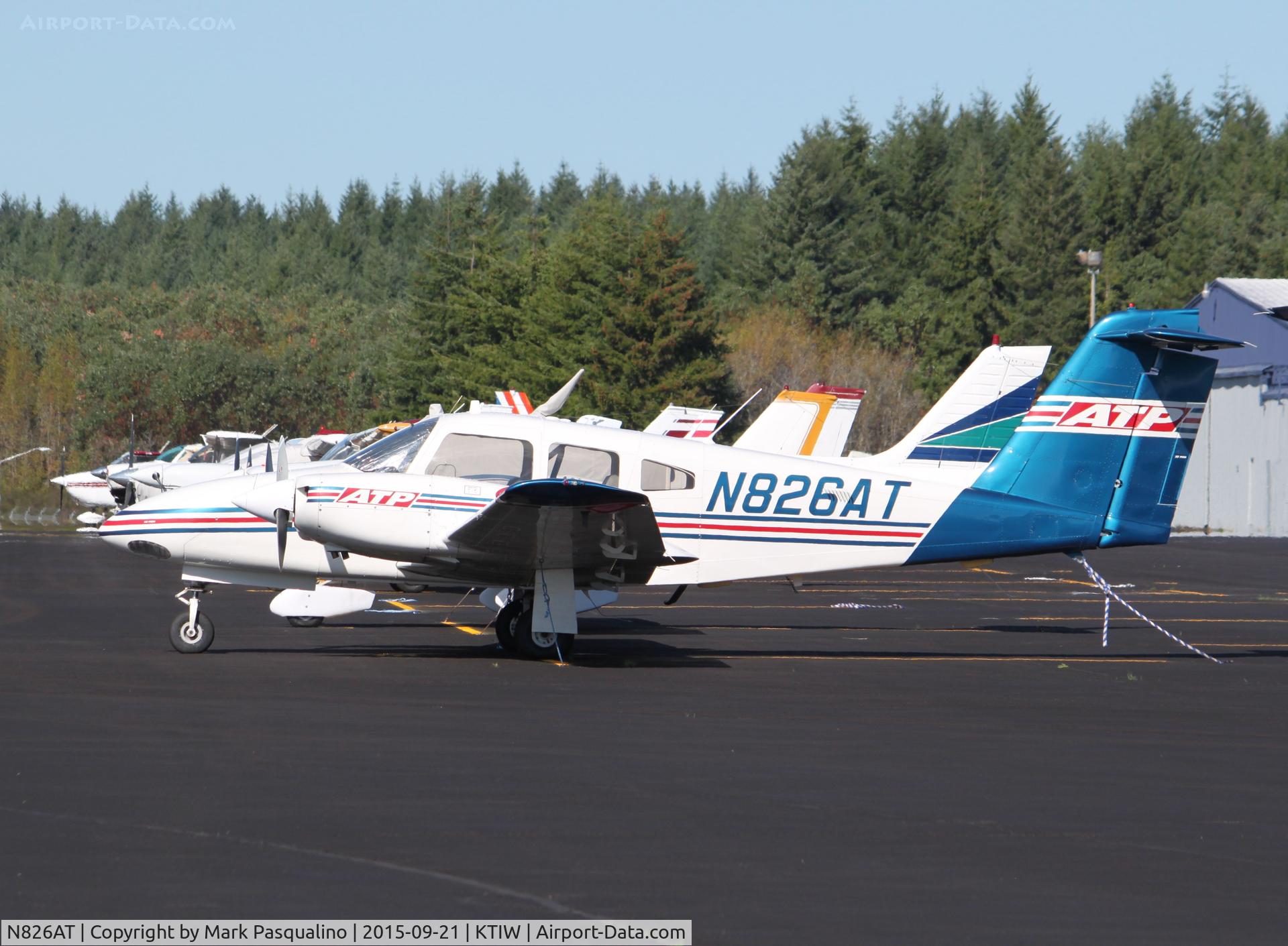 N826AT, 2002 Piper PA-44-180 Seminole C/N 4496148, Piper PA-44-180