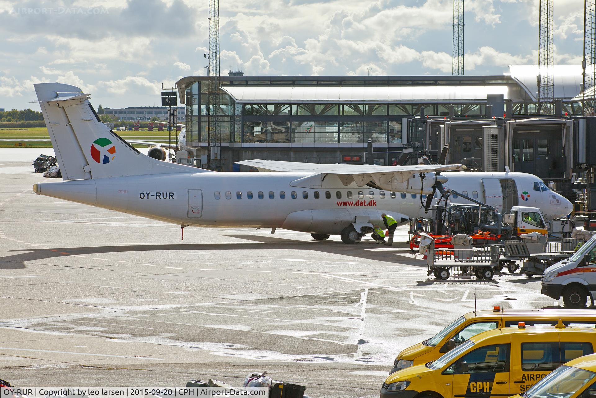 OY-RUR, 1989 ATR 72-201 C/N 145, Copenhagen 20.9.15