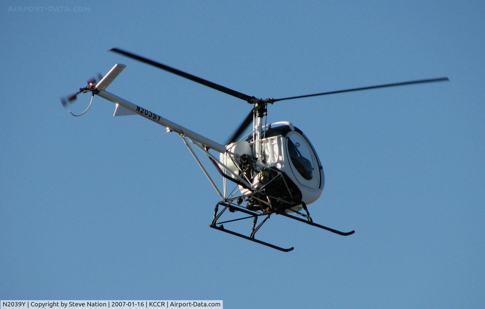 N2039Y, 2000 Schweizer 269C-1 C/N 0115, Bristow Academy 2000 Schweizer 269C-1 in the circuit @ Buchanan Field, Concord, CA