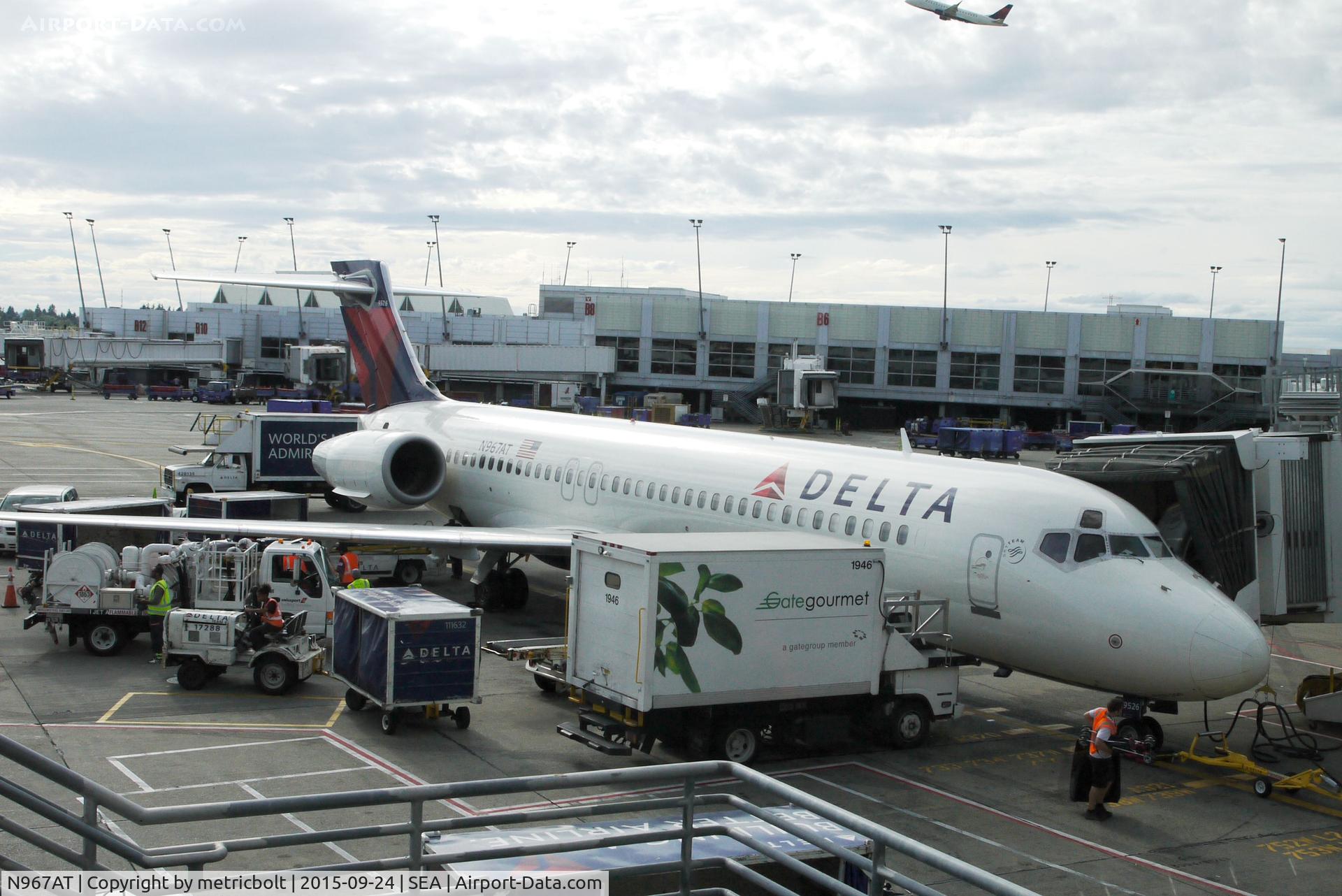 N967AT, 2001 Boeing 717-200 C/N 55028, Now in Delta colours