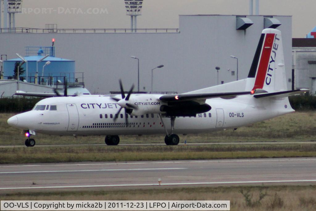 OO-VLS, 1987 Fokker 50 C/N 20109, Taxiing