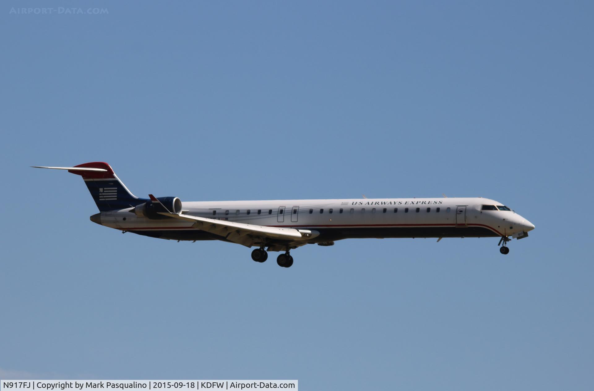 N917FJ, 2004 Bombardier CRJ-900ER (CL-600-2D24) C/N 15017, CL600-2D24