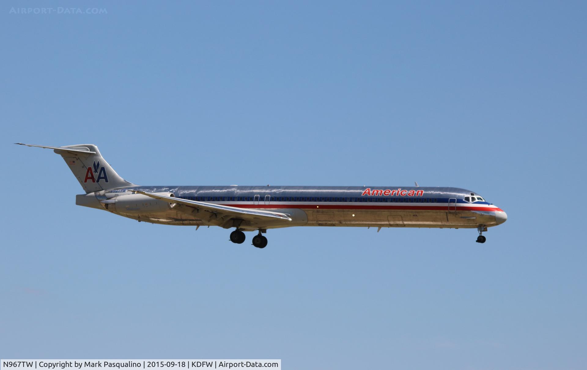 N967TW, 1999 McDonnell Douglas MD-83 (DC-9-83) C/N 53617, MD-83