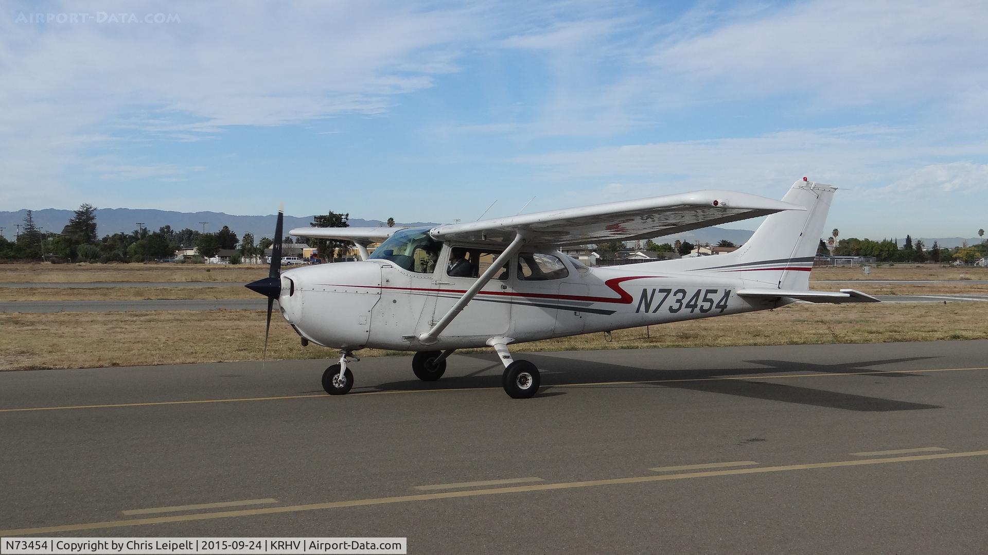 N73454, 1976 Cessna 172M C/N 17267472, Locally-based 1976 Cessna 172M taxing out for departure at Reid Hillview Airport, San Jose, CA.