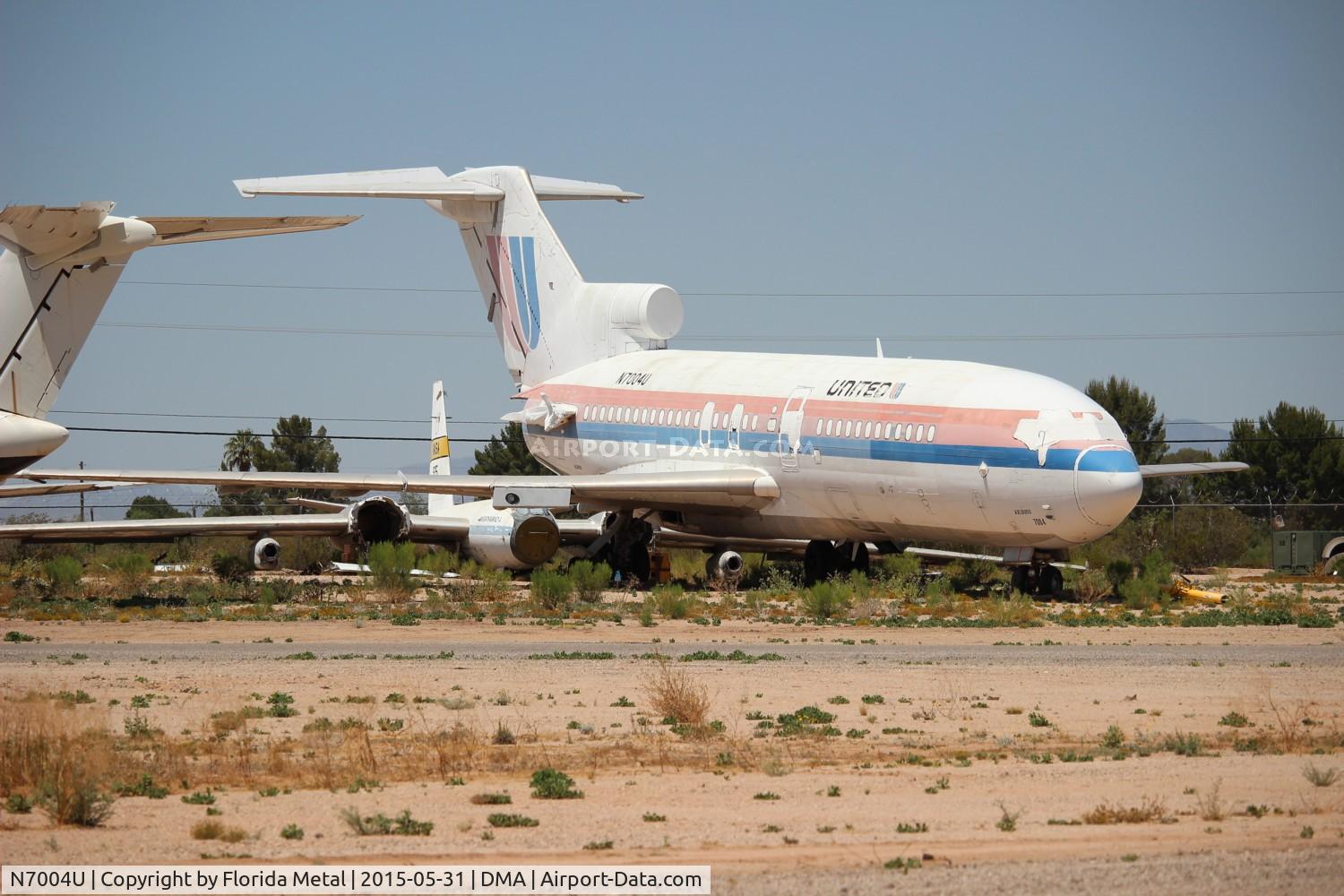 N7004U, 1963 Boeing 727-22 C/N 18296, United 727-22