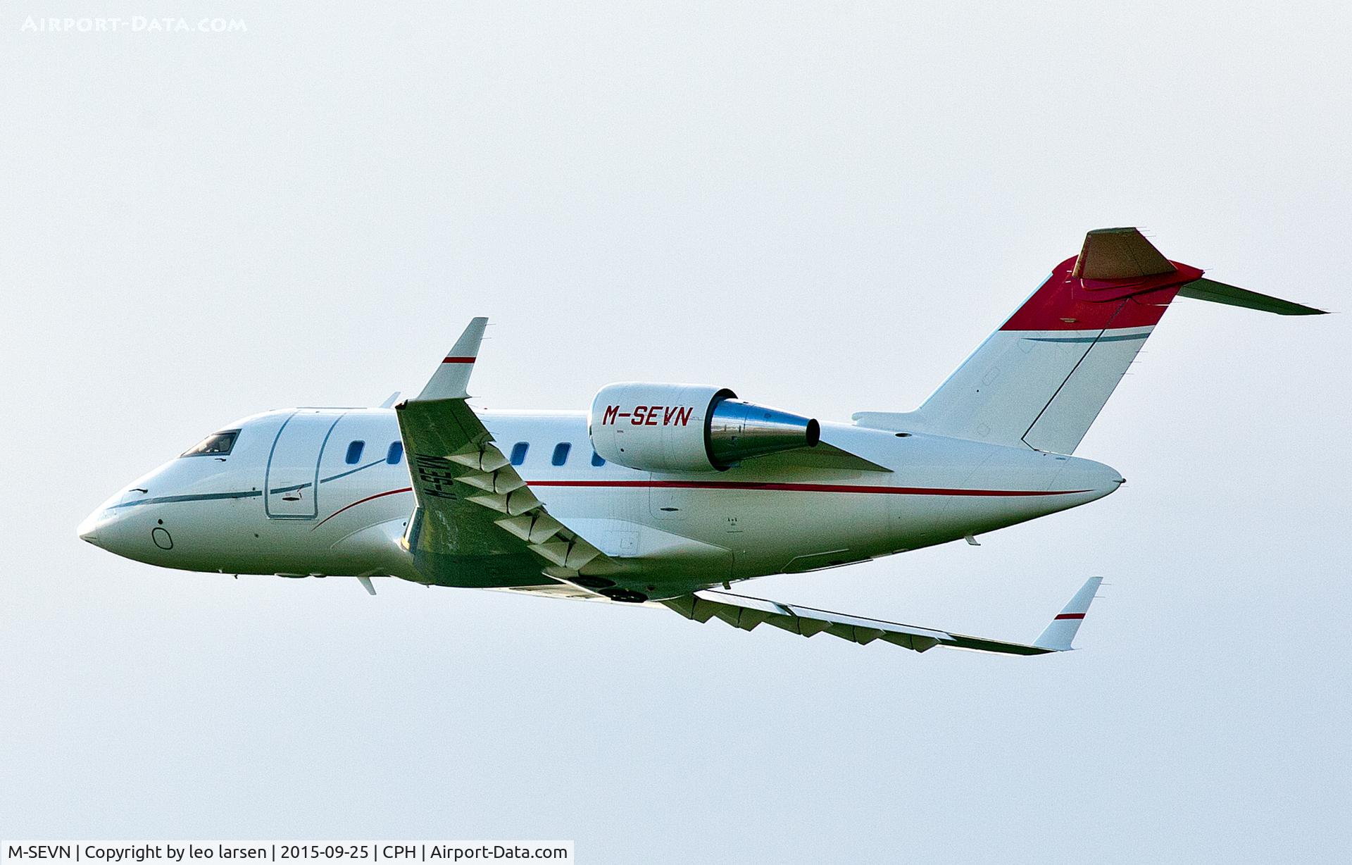 M-SEVN, 2013 Bombardier Challenger 605 (CL-600-2B16) C/N 5962, Copenhagen 25.9.15