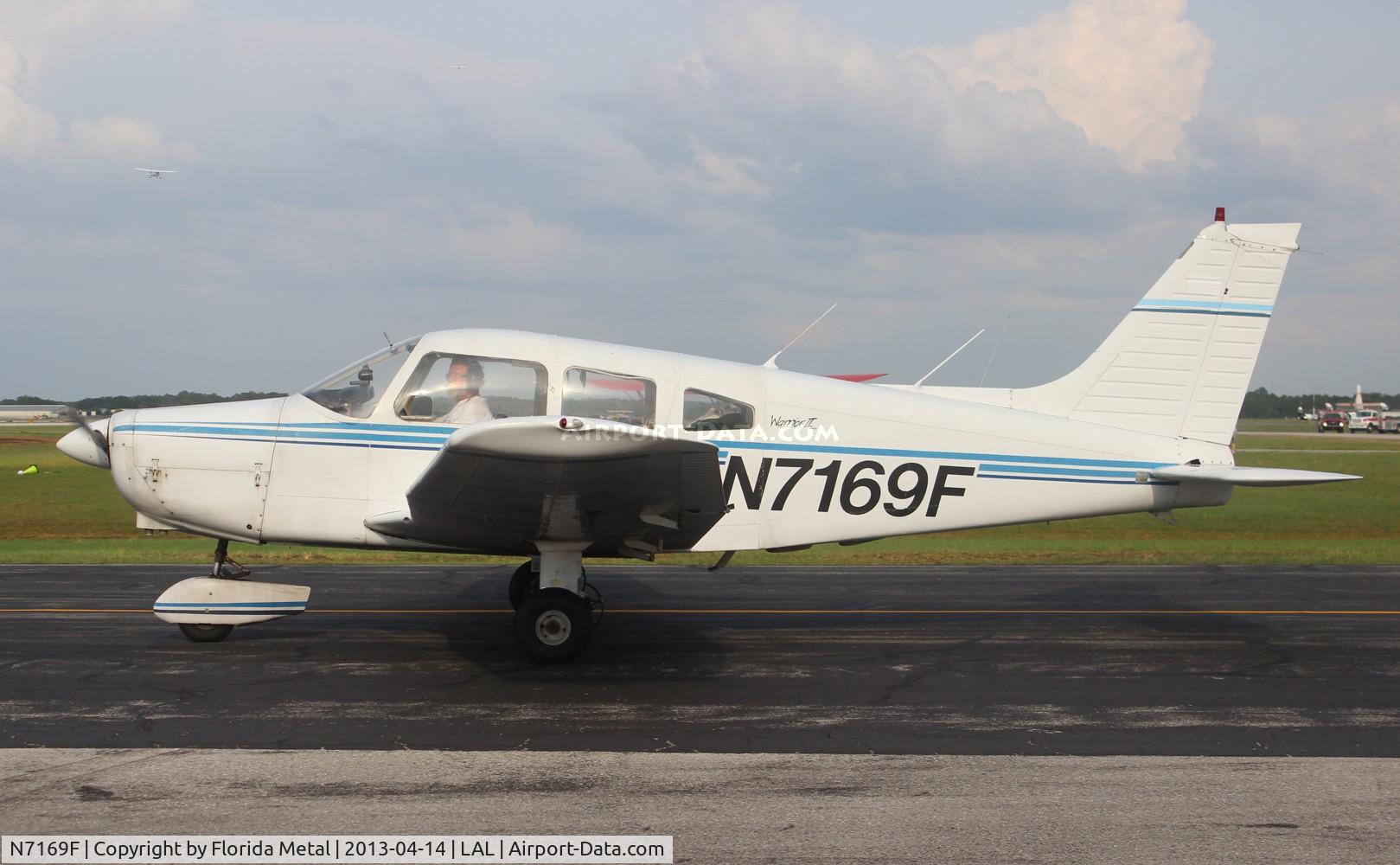 N7169F, 1976 Piper PA-28-151 Cherokee Warrior C/N 28-7715200, PA-28-151