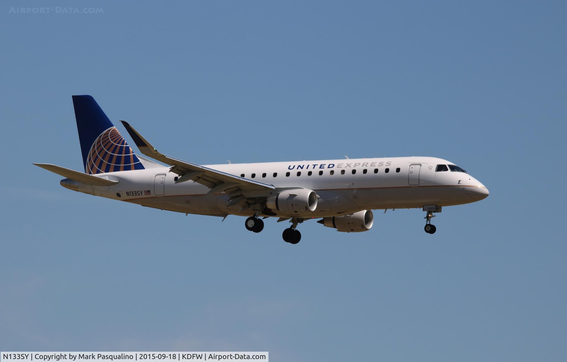 N133SY, 2015 Embraer 175LR (ERJ-170-200LR) C/N 17000452, ERJ 170-200 LR