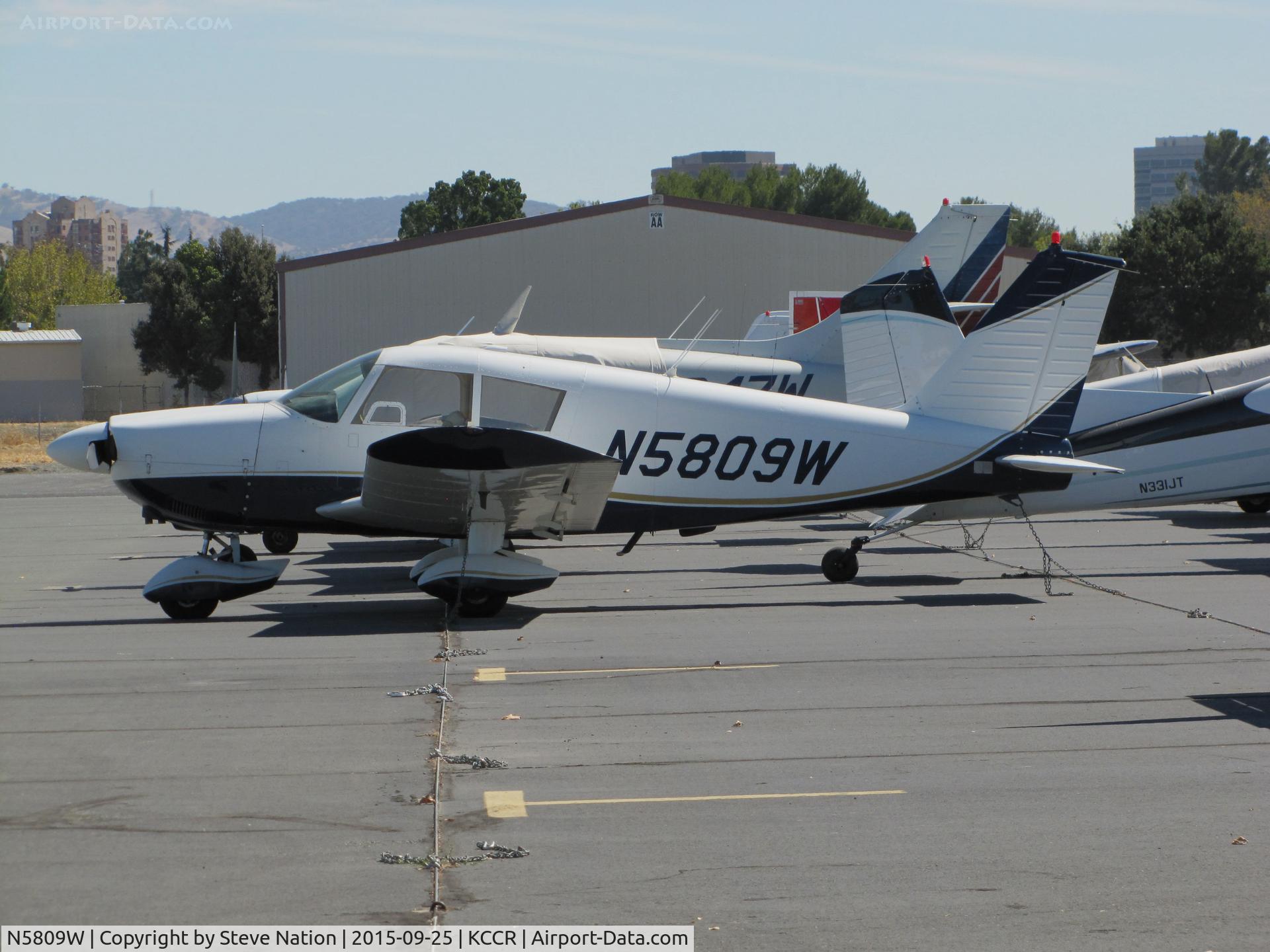 N5809W, 1964 Piper PA-28-180 C/N 28-1926, 1964 Piper PA-28-180 Cherokee @ Buchanan Field, Concord, CA