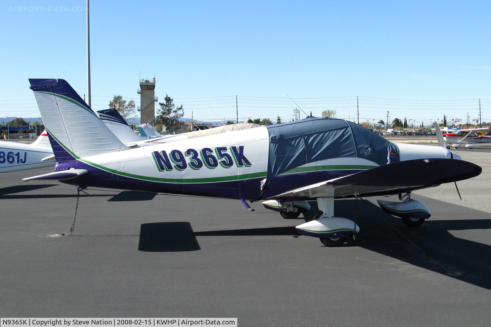 N9365K, 1976 Piper PA-28-140 Cherokee C/N 28-7625177, 1976 Piper PA-28-140 with cabin cover @ Whiteman Airport, Pacoima, CA
