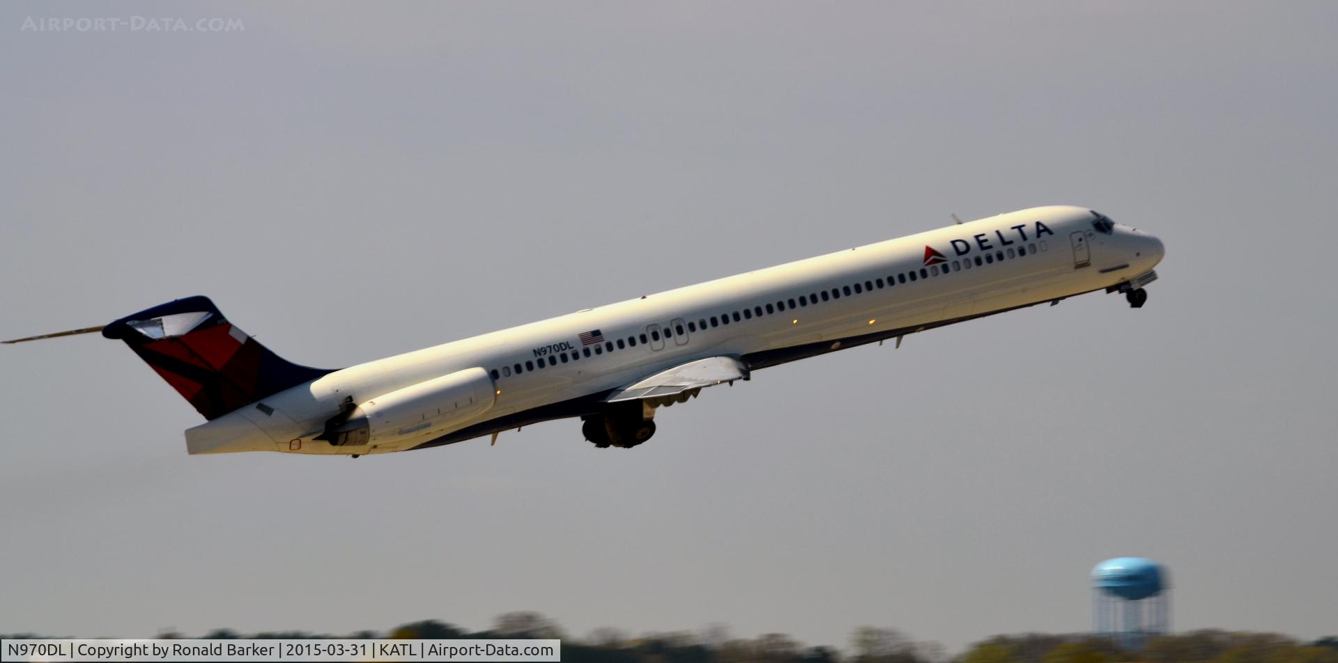 N970DL, 1990 McDonnell Douglas MD-88 C/N 53173, Takeoff Atlanta