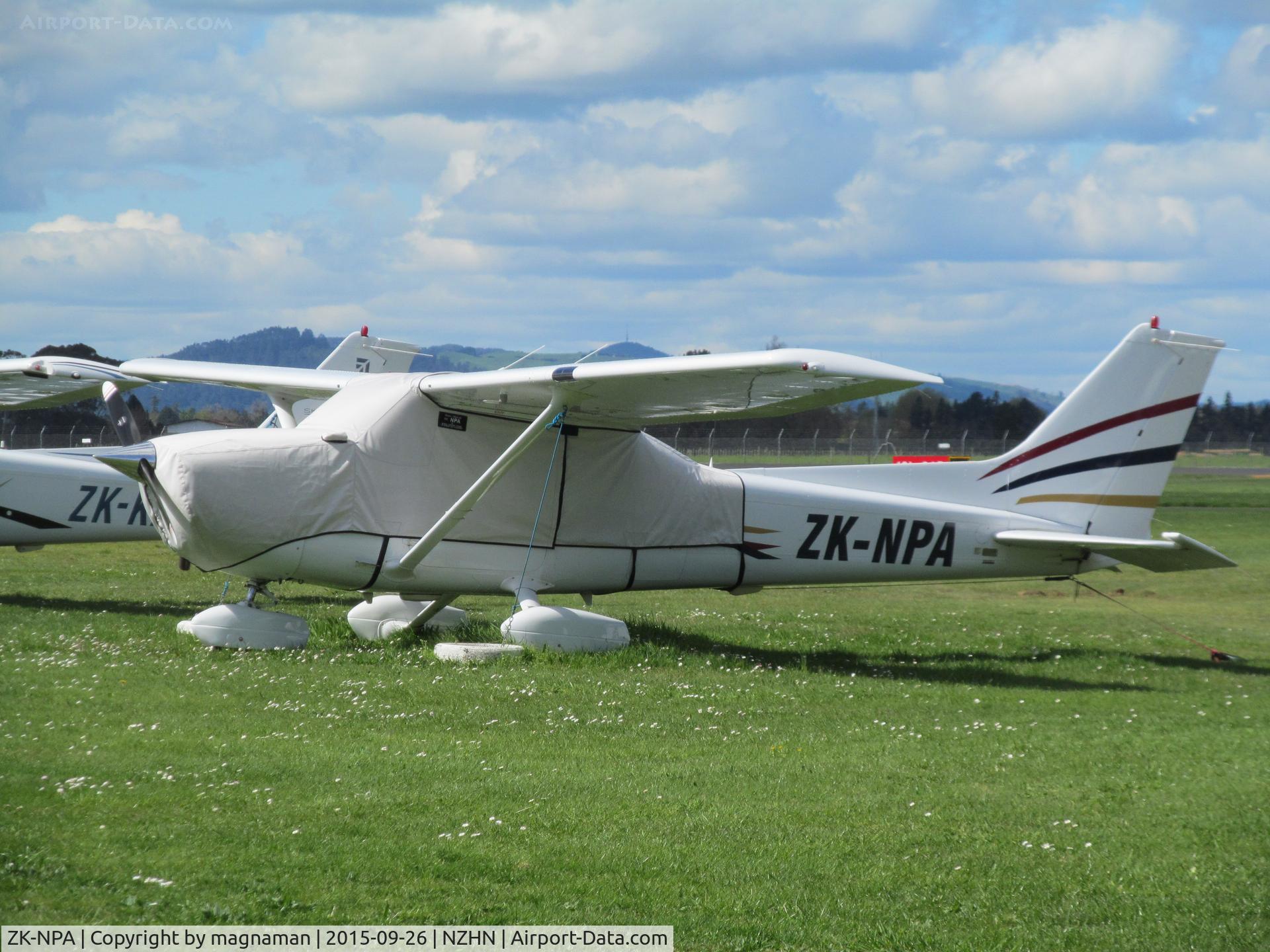 ZK-NPA, 1998 Cessna 172R C/N 17280371, On flying club apron at Hamilton