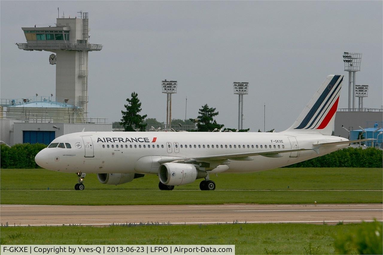 F-GKXE, 2002 Airbus A320-214 C/N 1879, Airbus A320-214, Taxiing to boarding area, Brest-Guipavas Regional Airport (LFRB-BES)