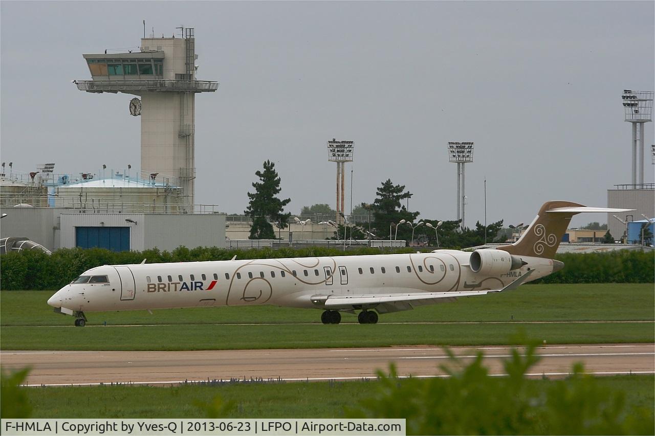 F-HMLA, 2010 Bombardier CRJ-1000EL NG (CL-600-2E25) C/N 19004, Canadair Regional Jet CRJ-1000, Taxiing to boarding area, Paris-Orly Airport (LFPO-ORY)